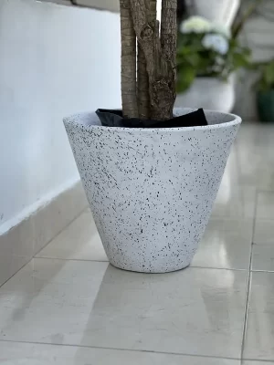 Cono piso 29cm de alto x 33cm de ancho